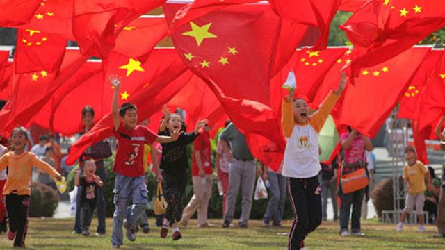 房子70年产权到期怎么办呐？
